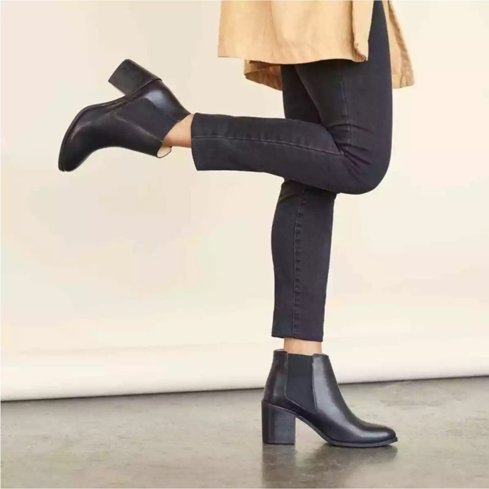 Nisolo anna Go To Heeled Chelsea Boot  chunky block black leather boots 10